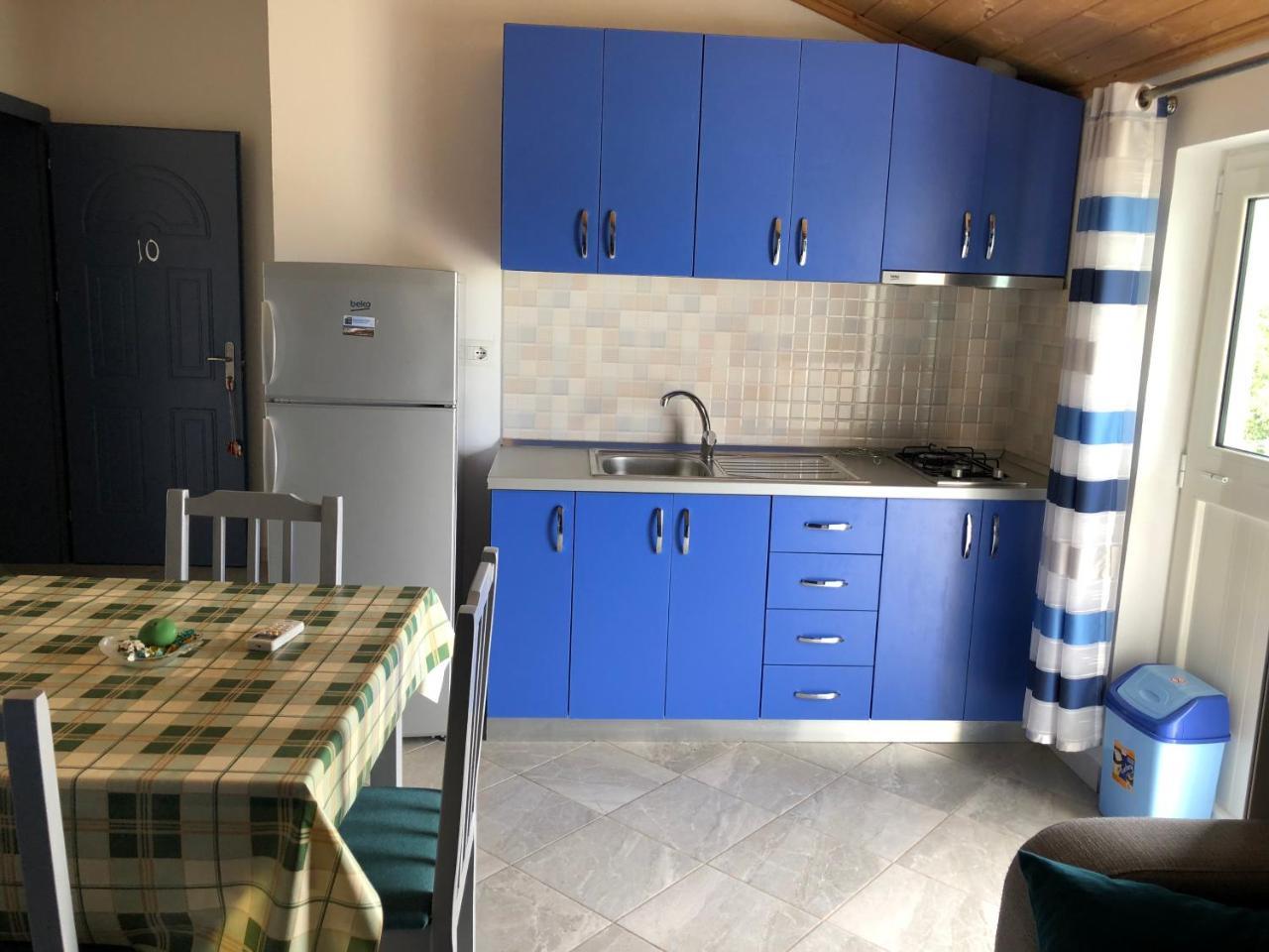 Doci Seven Hotel Velipojë Esterno foto