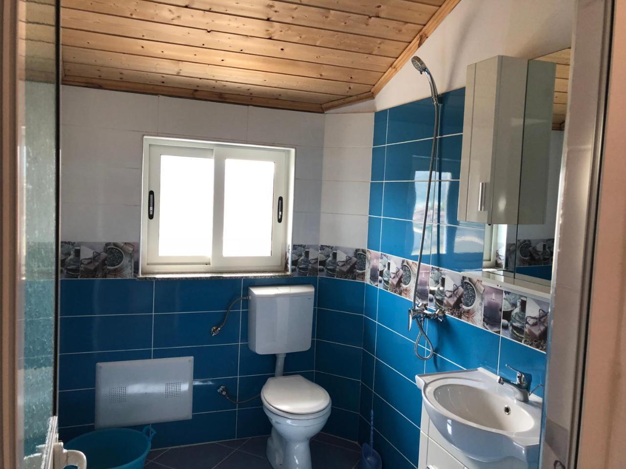 Doci Seven Hotel Velipojë Esterno foto